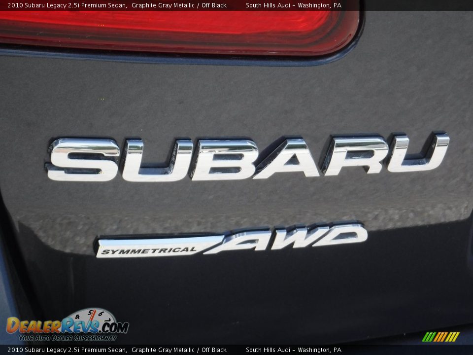 2010 Subaru Legacy 2.5i Premium Sedan Graphite Gray Metallic / Off Black Photo #12