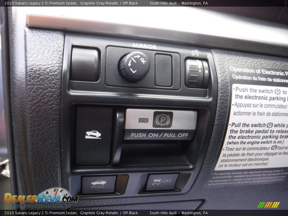 2010 Subaru Legacy 2.5i Premium Sedan Graphite Gray Metallic / Off Black Photo #18