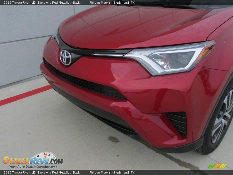 2016 Toyota RAV4 LE Barcelona Red Metallic / Black Photo #10