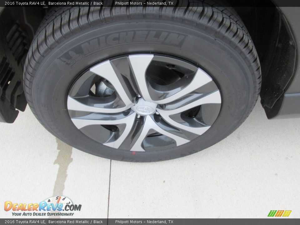 2016 Toyota RAV4 LE Barcelona Red Metallic / Black Photo #11