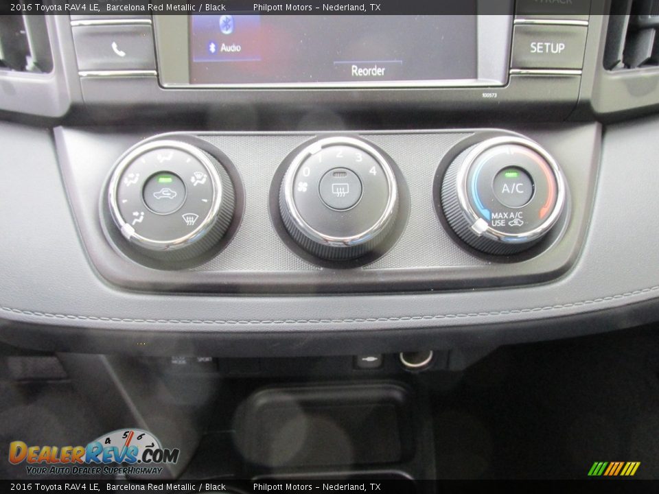 2016 Toyota RAV4 LE Barcelona Red Metallic / Black Photo #26