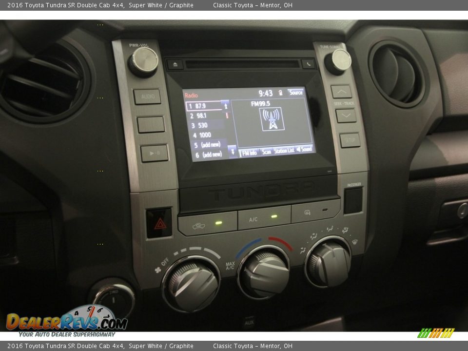2016 Toyota Tundra SR Double Cab 4x4 Super White / Graphite Photo #12