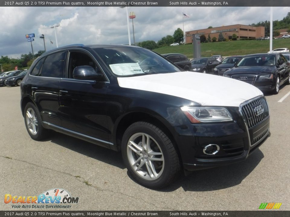 Front 3/4 View of 2017 Audi Q5 2.0 TFSI Premium Plus quattro Photo #7