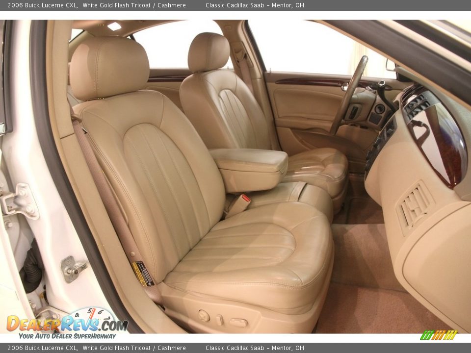 2006 Buick Lucerne CXL White Gold Flash Tricoat / Cashmere Photo #10