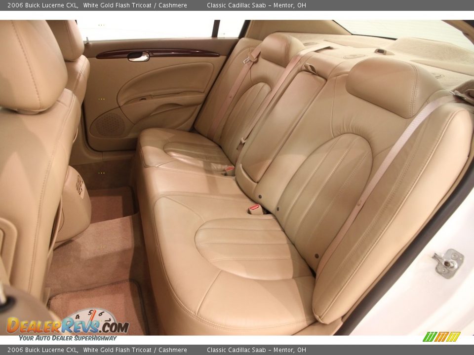 2006 Buick Lucerne CXL White Gold Flash Tricoat / Cashmere Photo #12