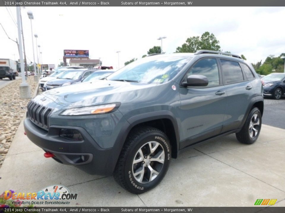 Front 3/4 View of 2014 Jeep Cherokee Trailhawk 4x4 Photo #11