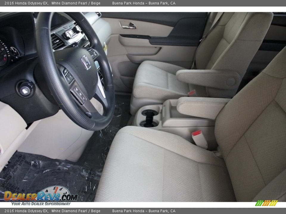 2016 Honda Odyssey EX White Diamond Pearl / Beige Photo #9