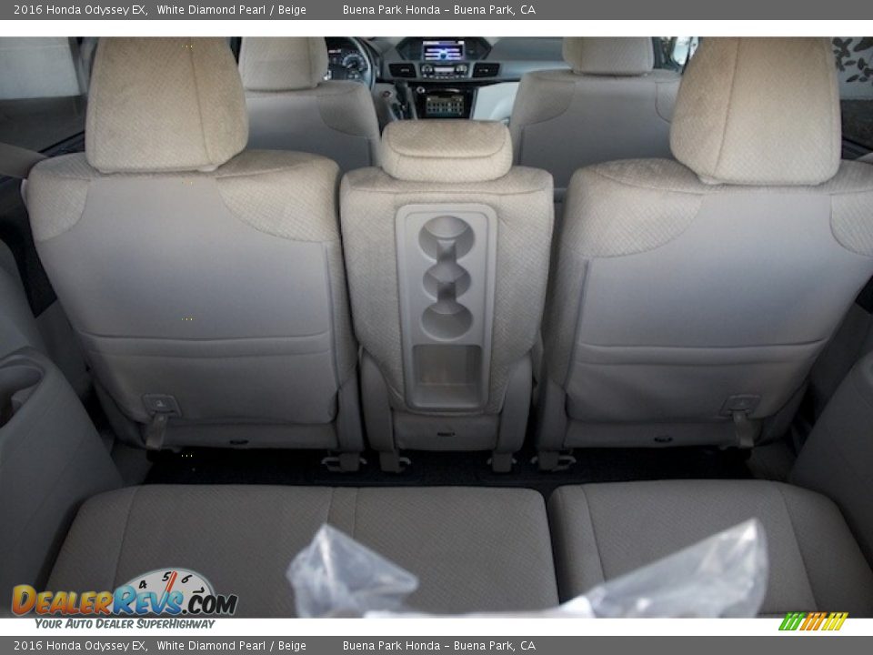 2016 Honda Odyssey EX White Diamond Pearl / Beige Photo #17