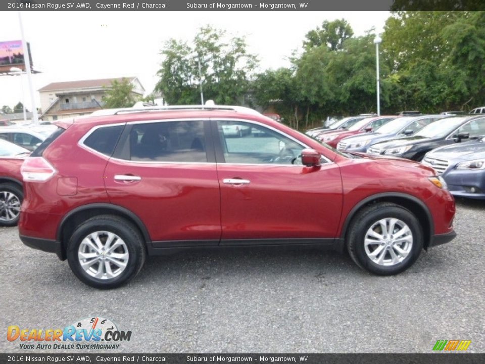 2016 Nissan Rogue SV AWD Cayenne Red / Charcoal Photo #7
