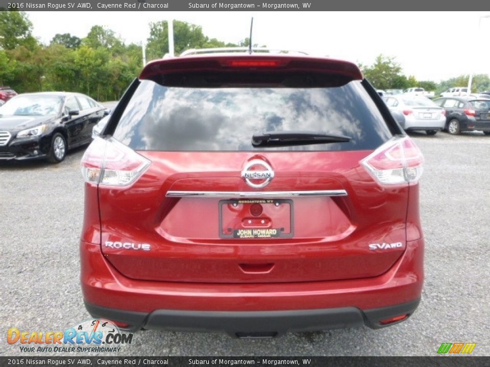 2016 Nissan Rogue SV AWD Cayenne Red / Charcoal Photo #9