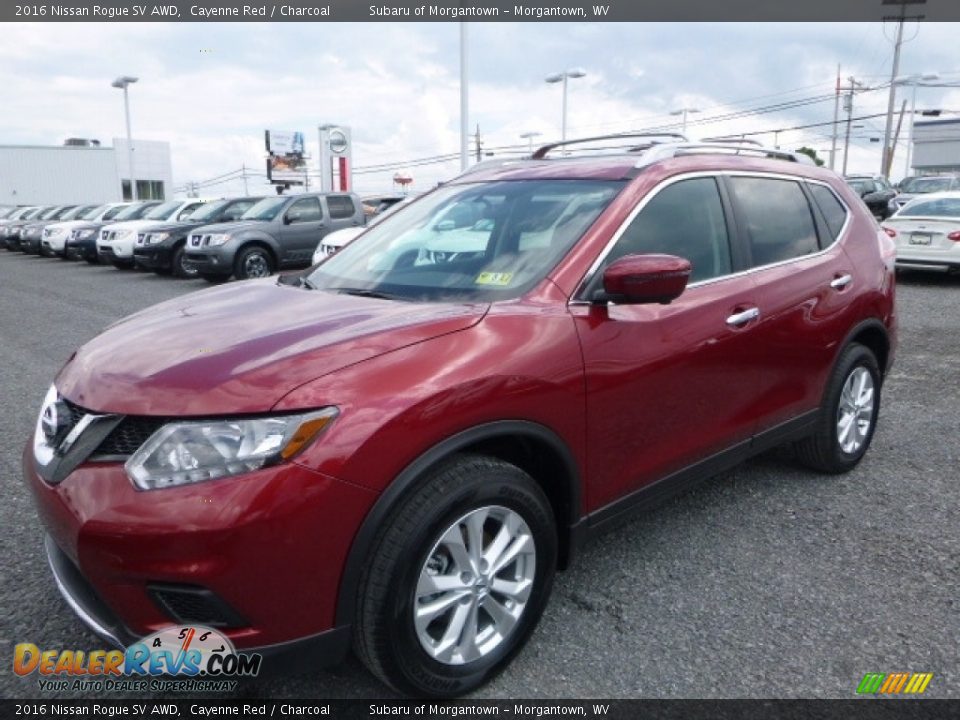 2016 Nissan Rogue SV AWD Cayenne Red / Charcoal Photo #12