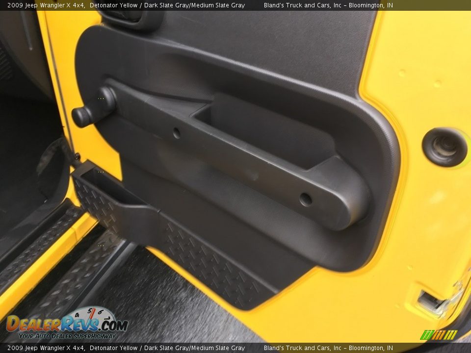 2009 Jeep Wrangler X 4x4 Detonator Yellow / Dark Slate Gray/Medium Slate Gray Photo #20