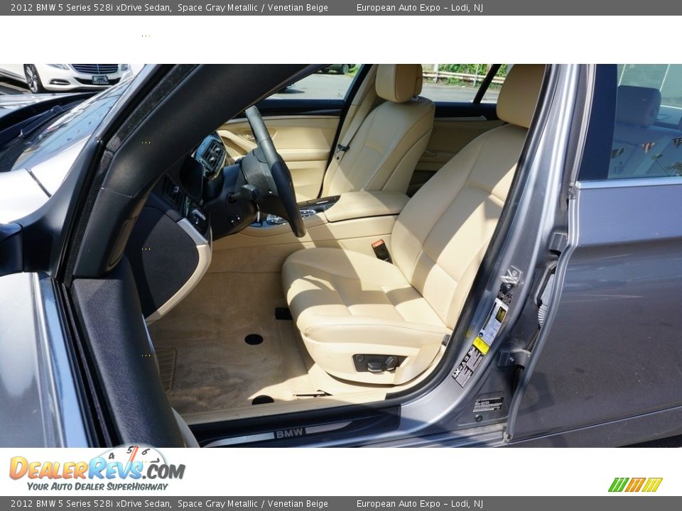 2012 BMW 5 Series 528i xDrive Sedan Space Gray Metallic / Venetian Beige Photo #6