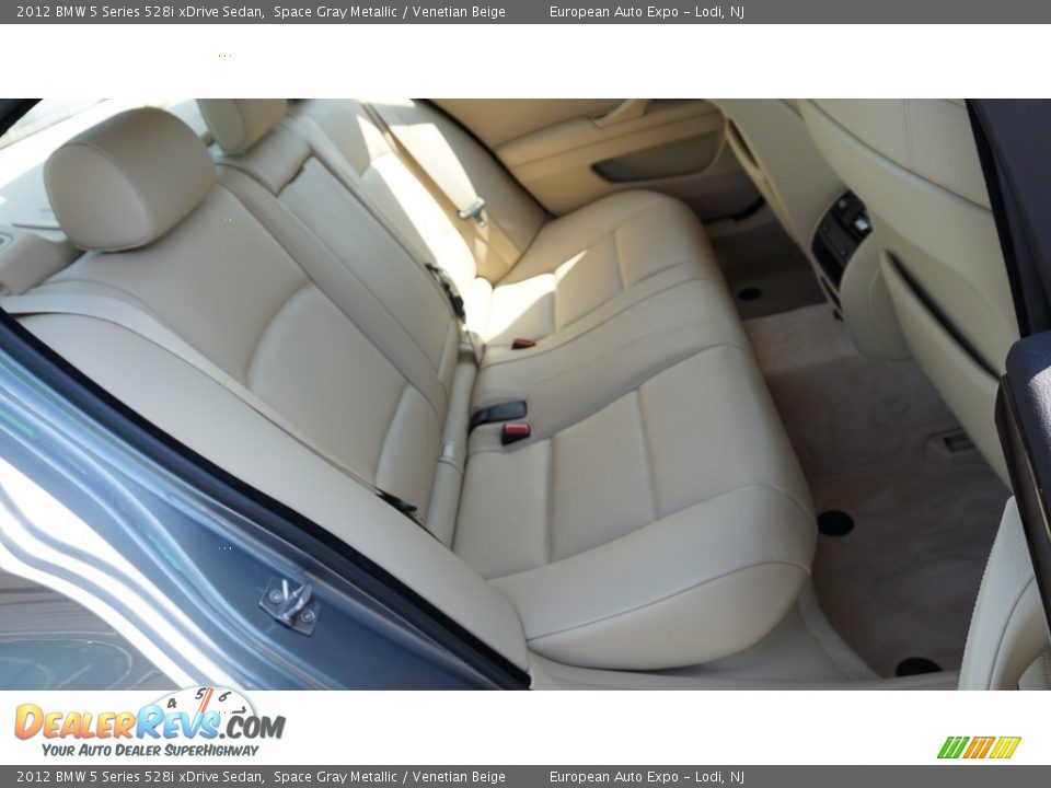 2012 BMW 5 Series 528i xDrive Sedan Space Gray Metallic / Venetian Beige Photo #10