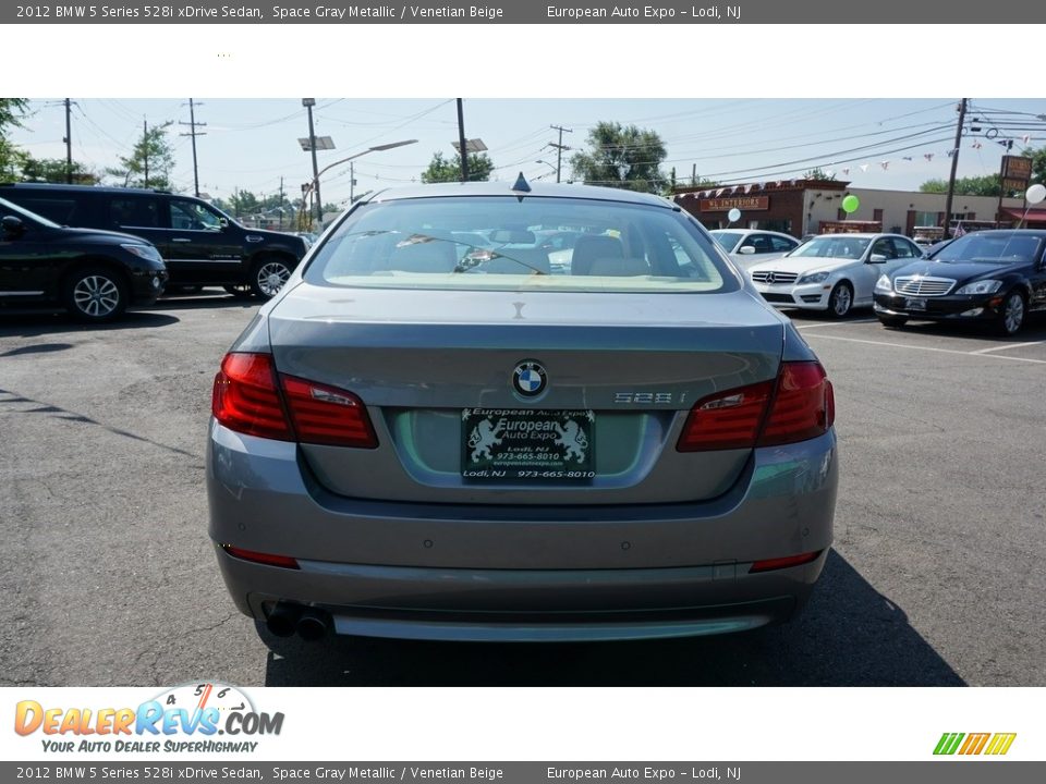2012 BMW 5 Series 528i xDrive Sedan Space Gray Metallic / Venetian Beige Photo #13