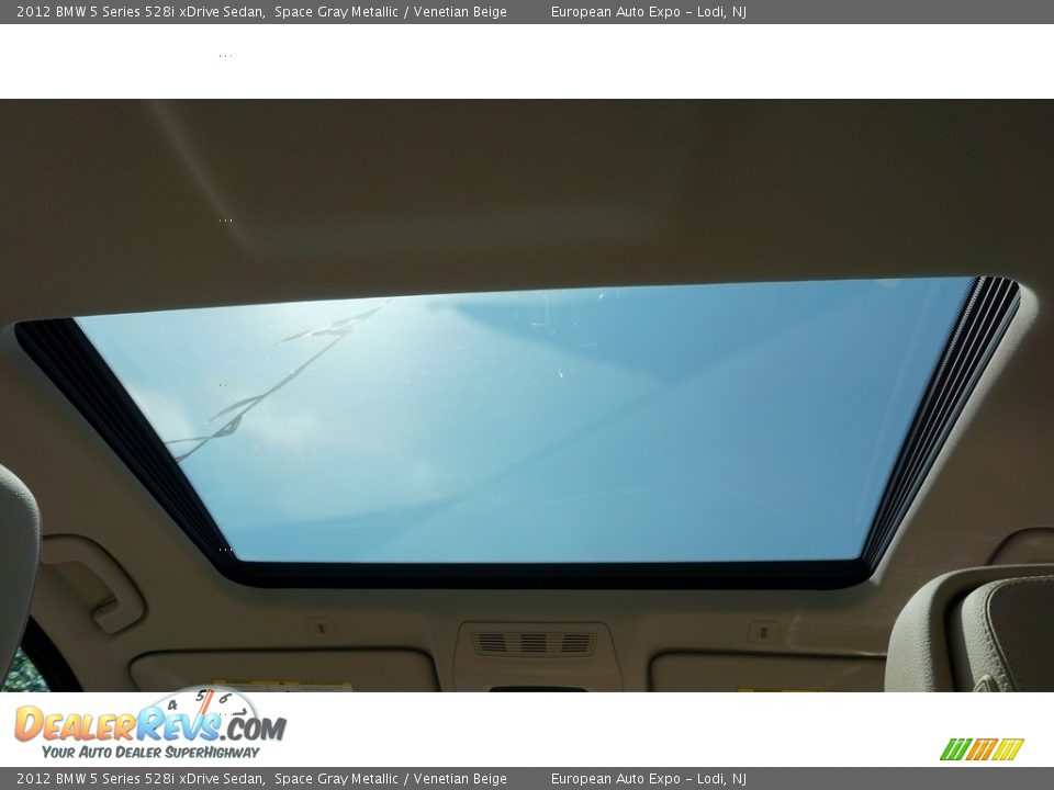 2012 BMW 5 Series 528i xDrive Sedan Space Gray Metallic / Venetian Beige Photo #20