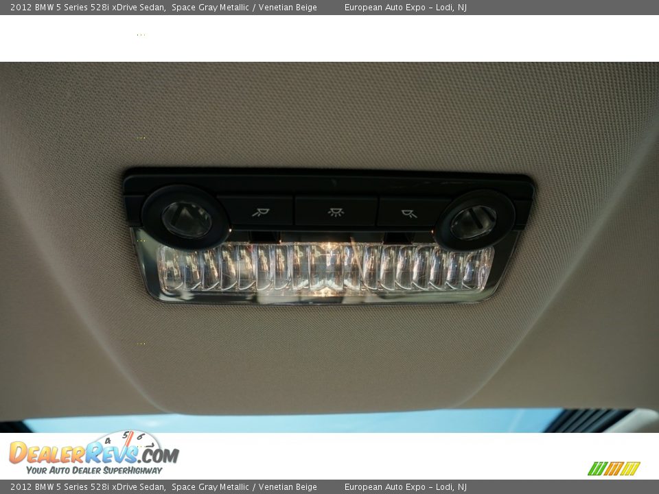 2012 BMW 5 Series 528i xDrive Sedan Space Gray Metallic / Venetian Beige Photo #21