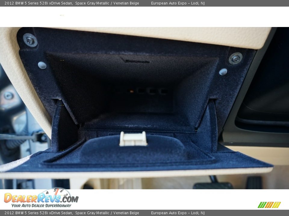 2012 BMW 5 Series 528i xDrive Sedan Space Gray Metallic / Venetian Beige Photo #25