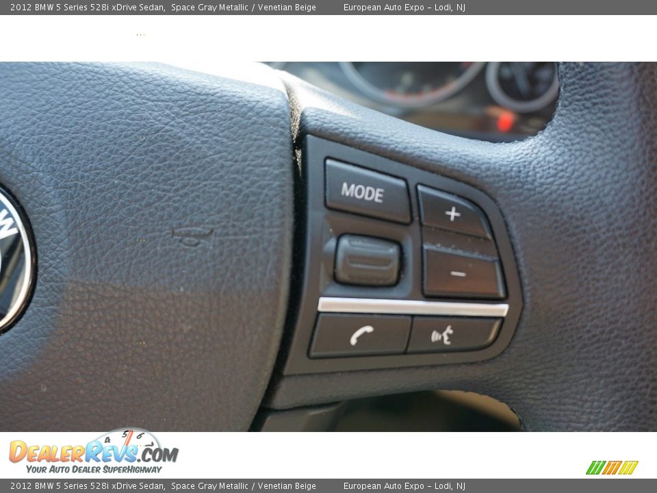 2012 BMW 5 Series 528i xDrive Sedan Space Gray Metallic / Venetian Beige Photo #29
