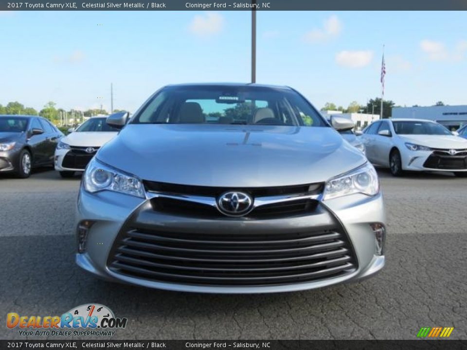 Celestial Silver Metallic 2017 Toyota Camry XLE Photo #2