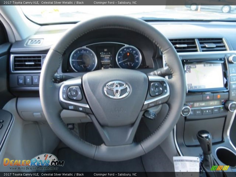 2017 Toyota Camry XLE Steering Wheel Photo #5