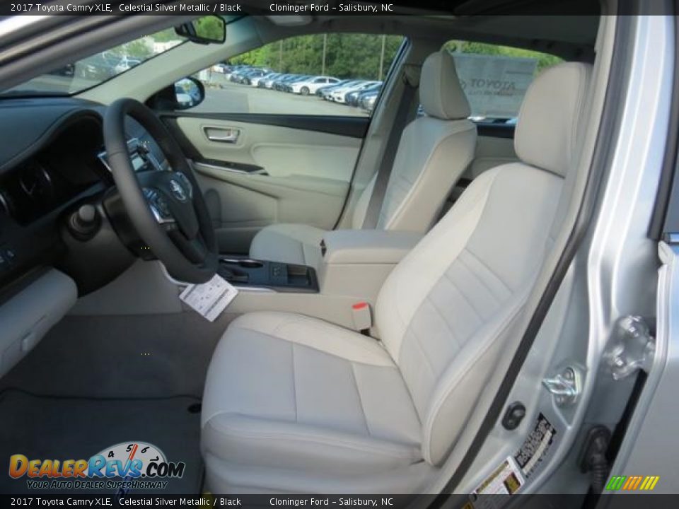 Front Seat of 2017 Toyota Camry XLE Photo #8