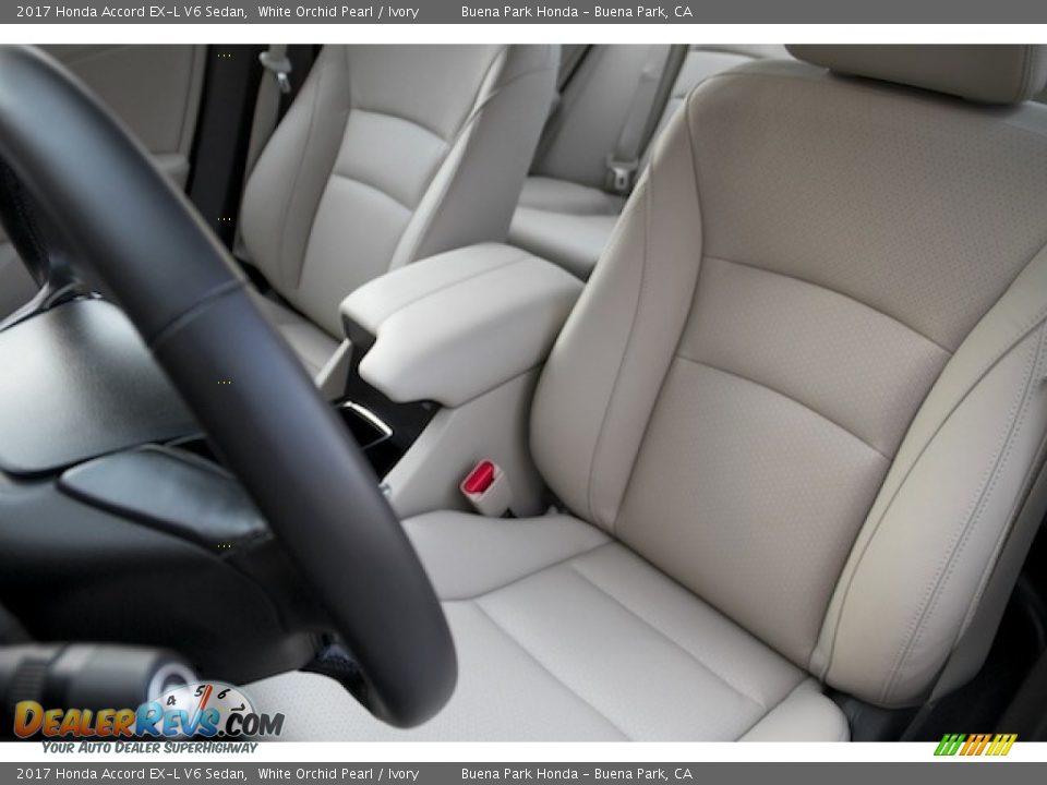 2017 Honda Accord EX-L V6 Sedan White Orchid Pearl / Ivory Photo #10