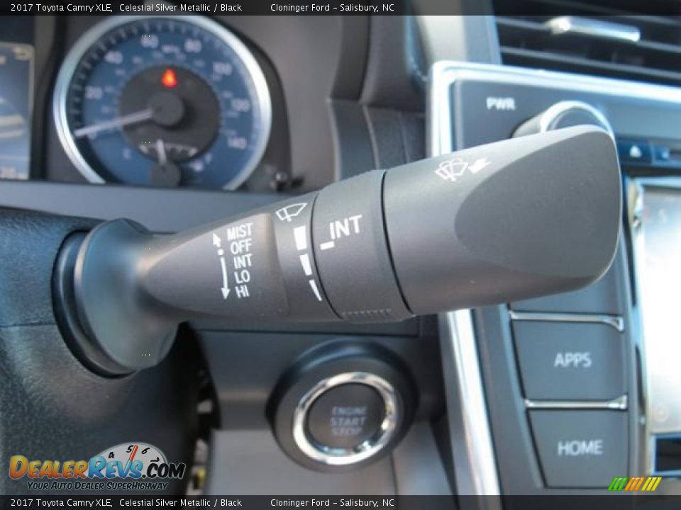 Controls of 2017 Toyota Camry XLE Photo #17
