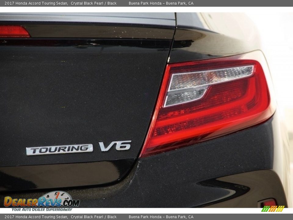 2017 Honda Accord Touring Sedan Logo Photo #4