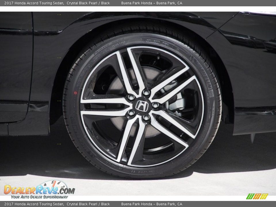 2017 Honda Accord Touring Sedan Crystal Black Pearl / Black Photo #5
