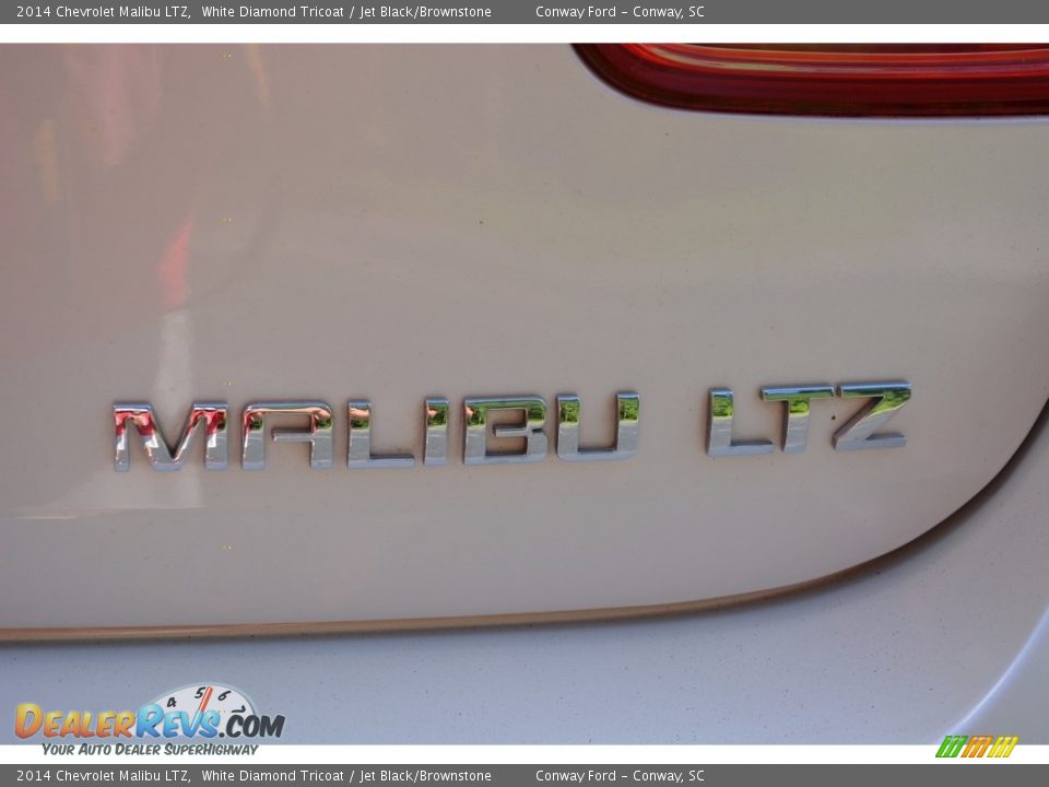 2014 Chevrolet Malibu LTZ White Diamond Tricoat / Jet Black/Brownstone Photo #5