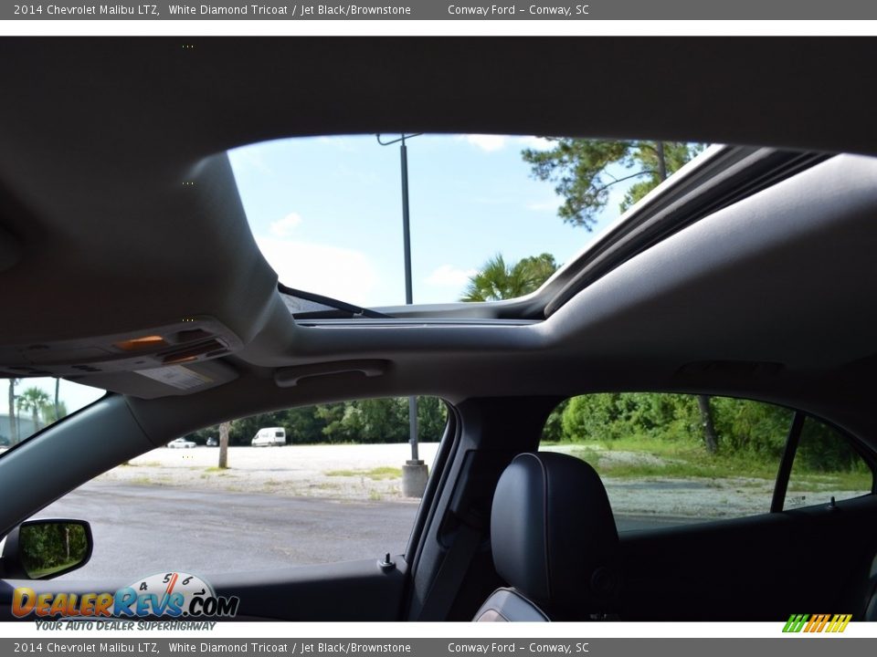 2014 Chevrolet Malibu LTZ White Diamond Tricoat / Jet Black/Brownstone Photo #15