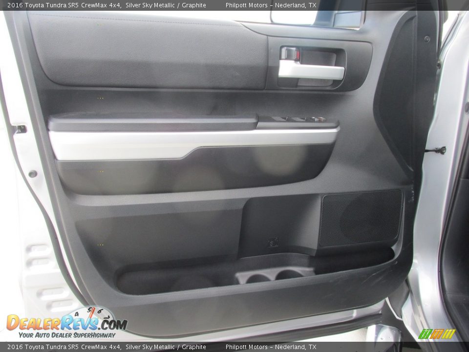 2016 Toyota Tundra SR5 CrewMax 4x4 Silver Sky Metallic / Graphite Photo #22