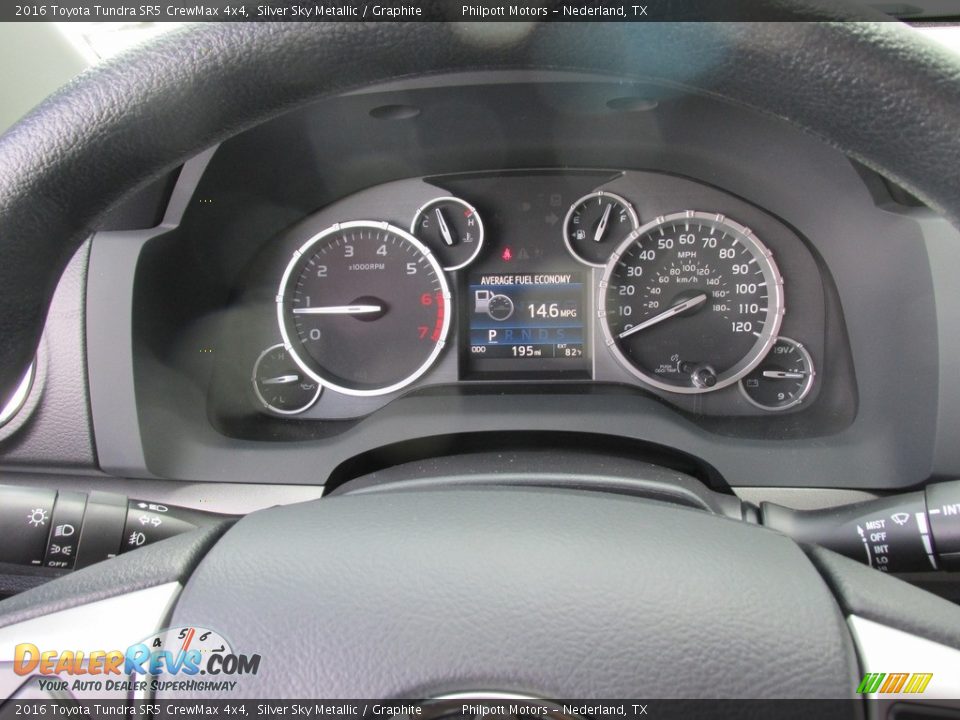 2016 Toyota Tundra SR5 CrewMax 4x4 Silver Sky Metallic / Graphite Photo #34