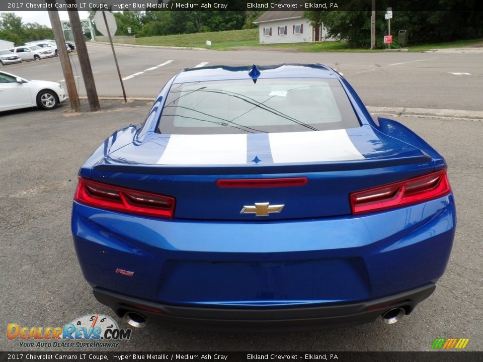 2017 Chevrolet Camaro LT Coupe Hyper Blue Metallic / Medium Ash Gray Photo #6