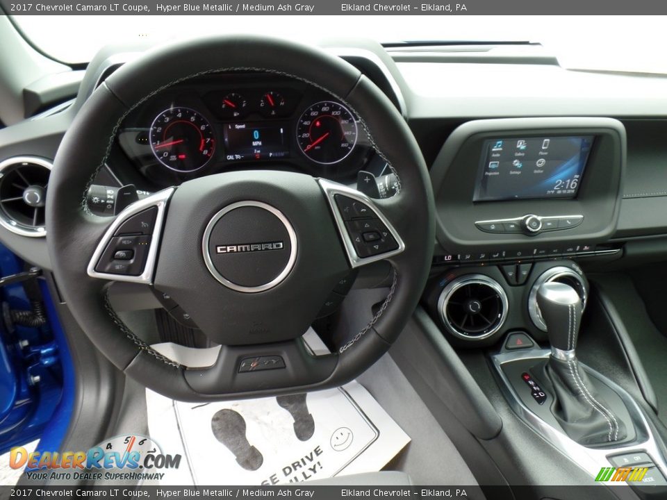 2017 Chevrolet Camaro LT Coupe Hyper Blue Metallic / Medium Ash Gray Photo #16