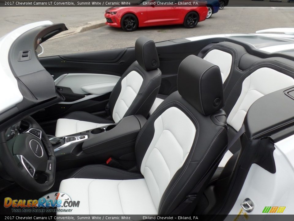 Front Seat of 2017 Chevrolet Camaro LT Convertible Photo #23