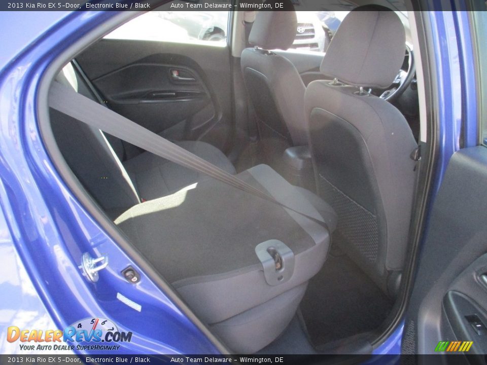 2013 Kia Rio EX 5-Door Electronic Blue / Black Photo #18