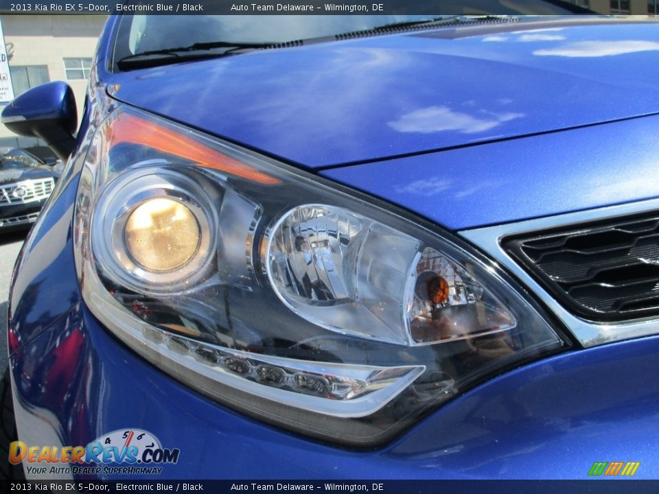 2013 Kia Rio EX 5-Door Electronic Blue / Black Photo #31