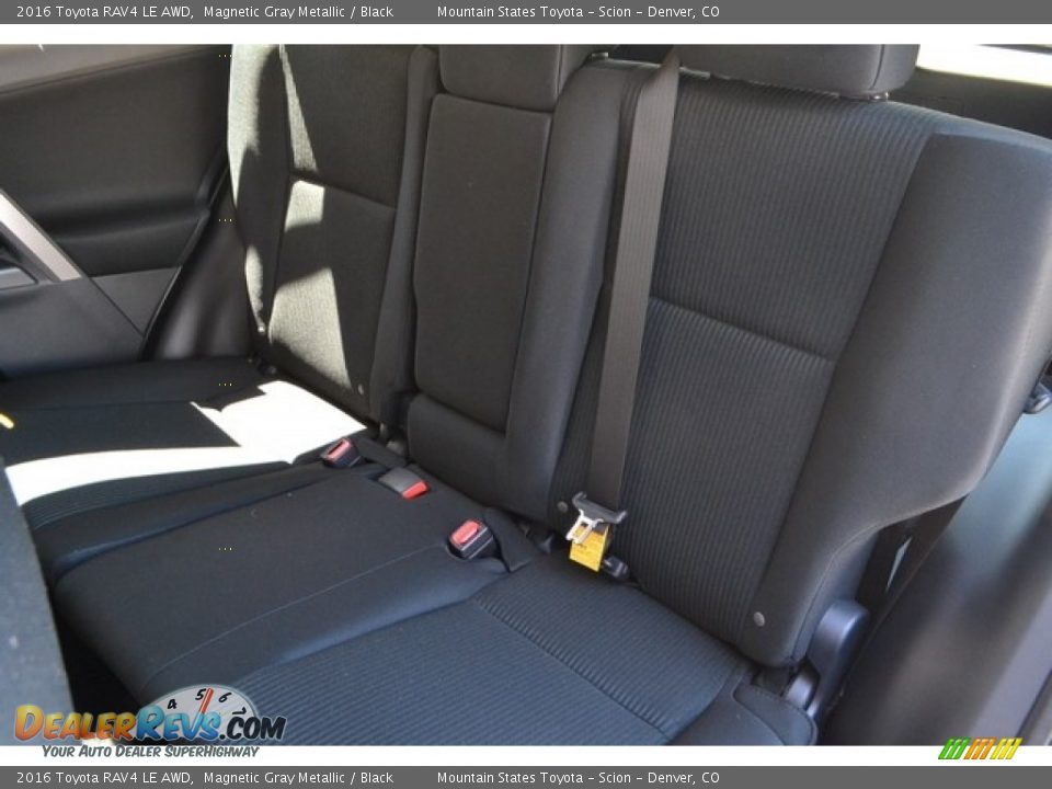 2016 Toyota RAV4 LE AWD Magnetic Gray Metallic / Black Photo #7