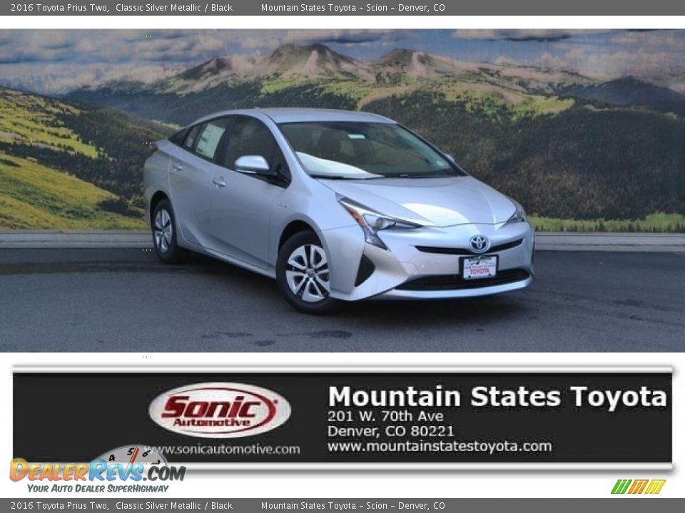 2016 Toyota Prius Two Classic Silver Metallic / Black Photo #1