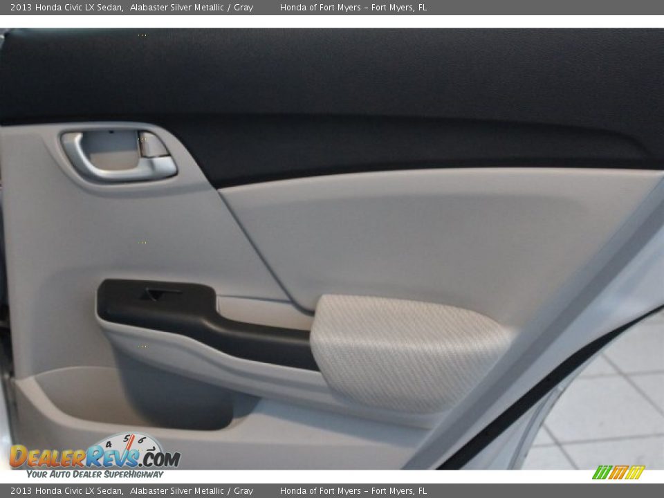 2013 Honda Civic LX Sedan Alabaster Silver Metallic / Gray Photo #26