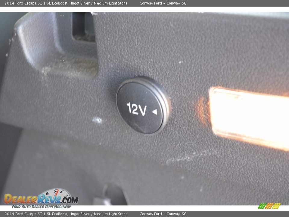 2014 Ford Escape SE 1.6L EcoBoost Ingot Silver / Medium Light Stone Photo #17