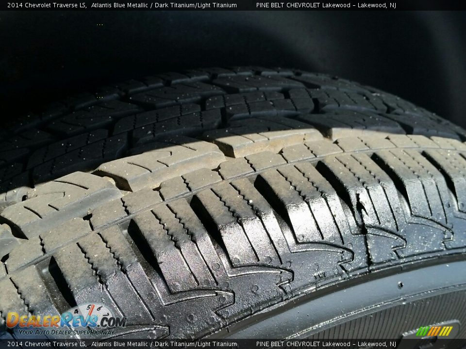 2014 Chevrolet Traverse LS Atlantis Blue Metallic / Dark Titanium/Light Titanium Photo #28