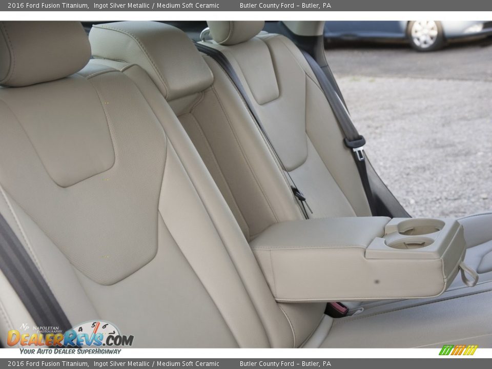 2016 Ford Fusion Titanium Ingot Silver Metallic / Medium Soft Ceramic Photo #11