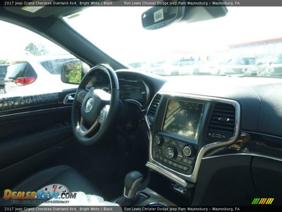 2017 Jeep Grand Cherokee Overland 4x4 Bright White / Black Photo #9