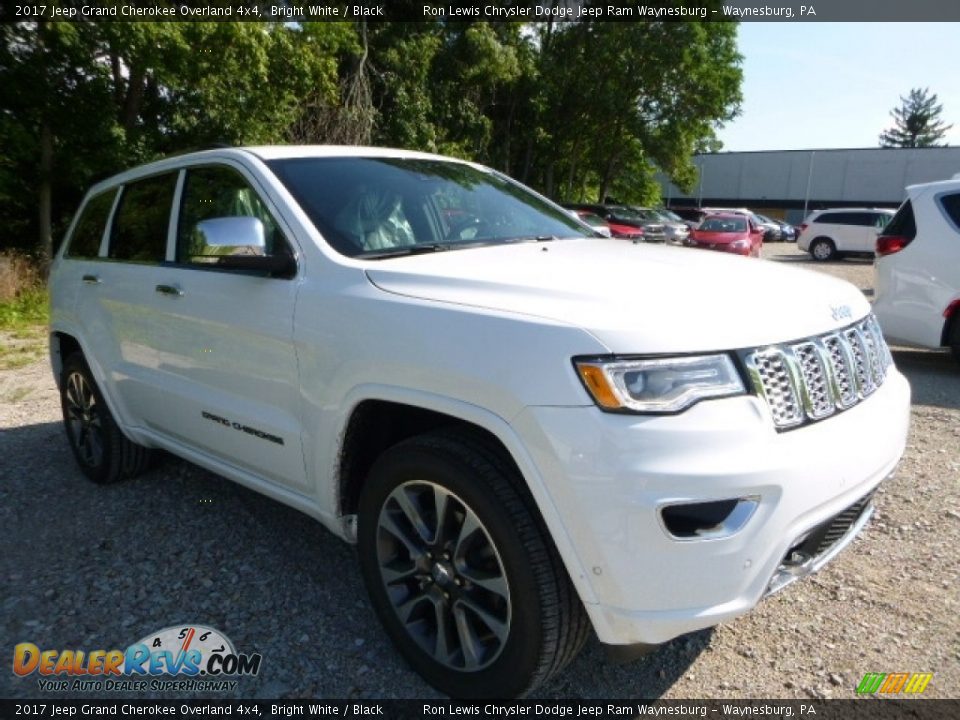 2017 Jeep Grand Cherokee Overland 4x4 Bright White / Black Photo #11