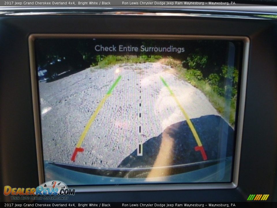 2017 Jeep Grand Cherokee Overland 4x4 Bright White / Black Photo #18