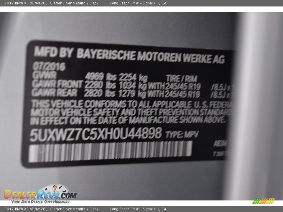 2017 BMW X3 sDrive28i Glacier Silver Metallic / Black Photo #6