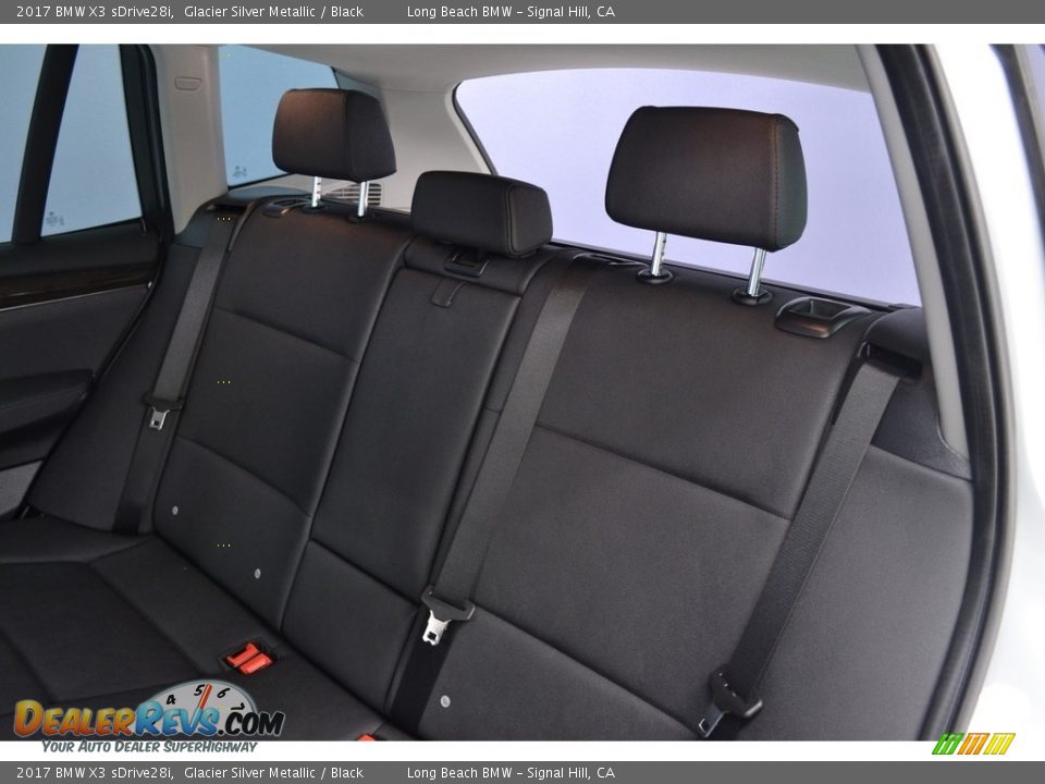 2017 BMW X3 sDrive28i Glacier Silver Metallic / Black Photo #9